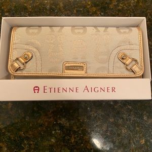 Etienne Aigner Wallet